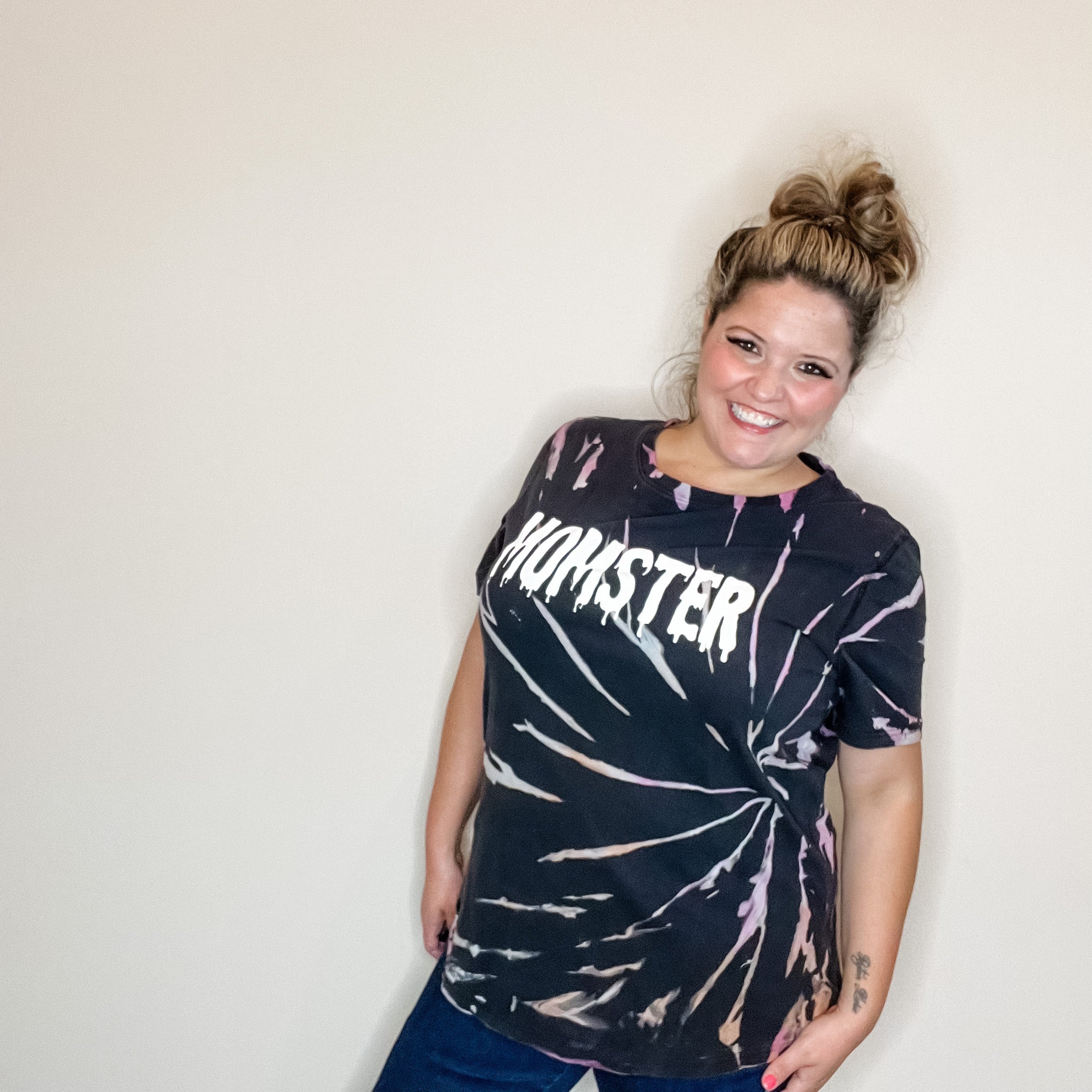 "Momster" Tie Die Graphic Tee-Lola Monroe Boutique