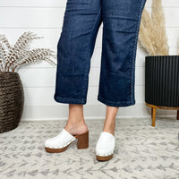 "Nirvana" Clog Mule (White)