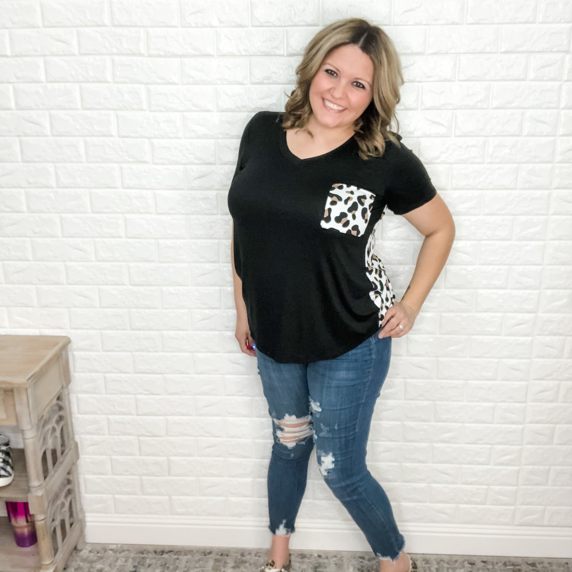 "Nora" Animal Accent V-Neck Pocket Tee (Black)