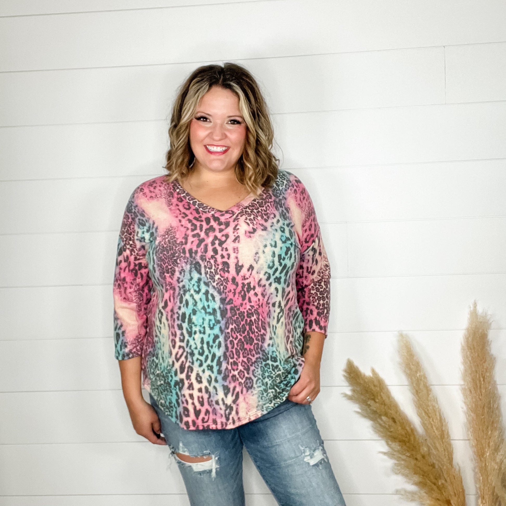 "Northern" Animal Print 3/4 Sleeve V Neck