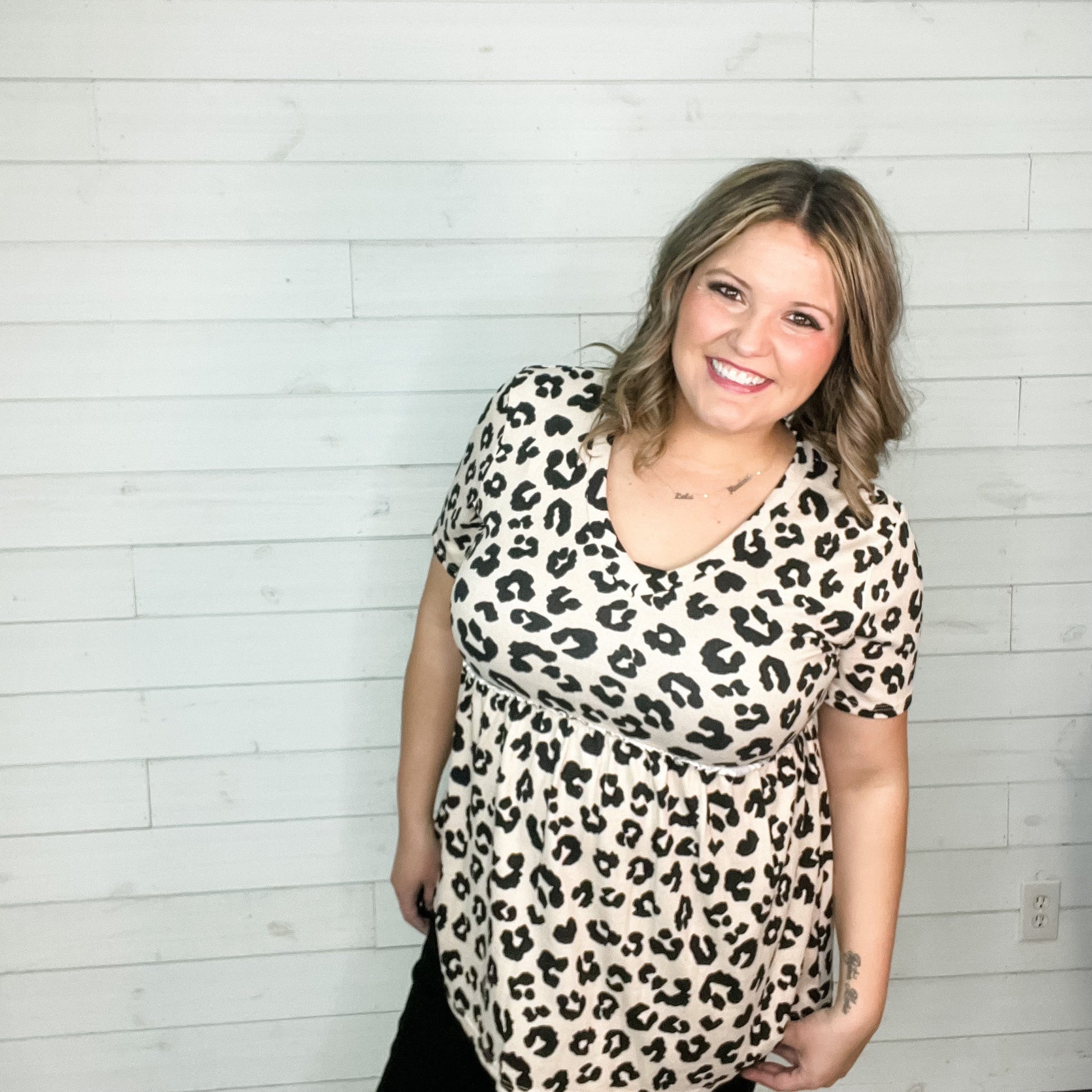 "Otto" Short Sleeve Animal Print Babydoll V Neck
