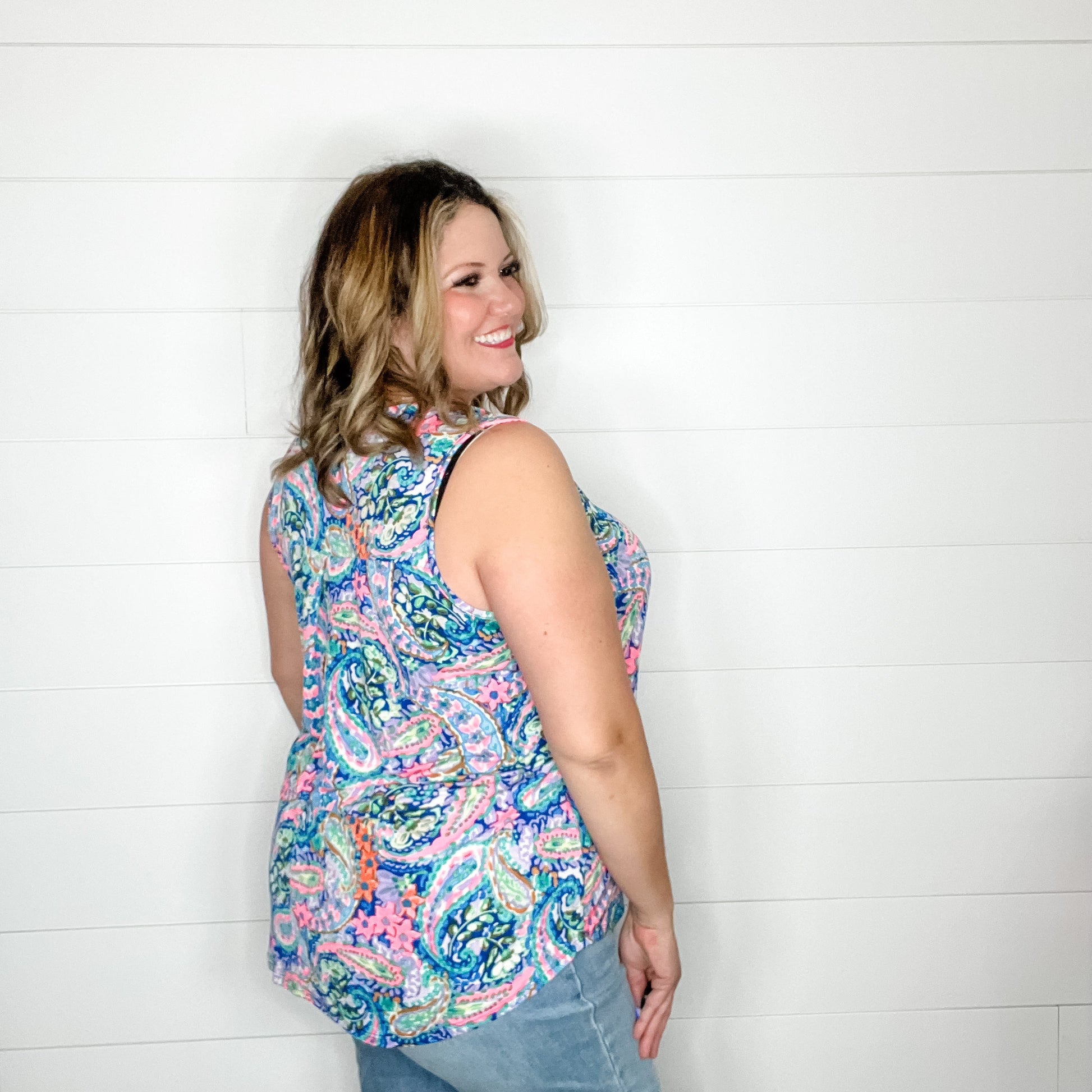 "Patterson" Sleeveless Split Neck