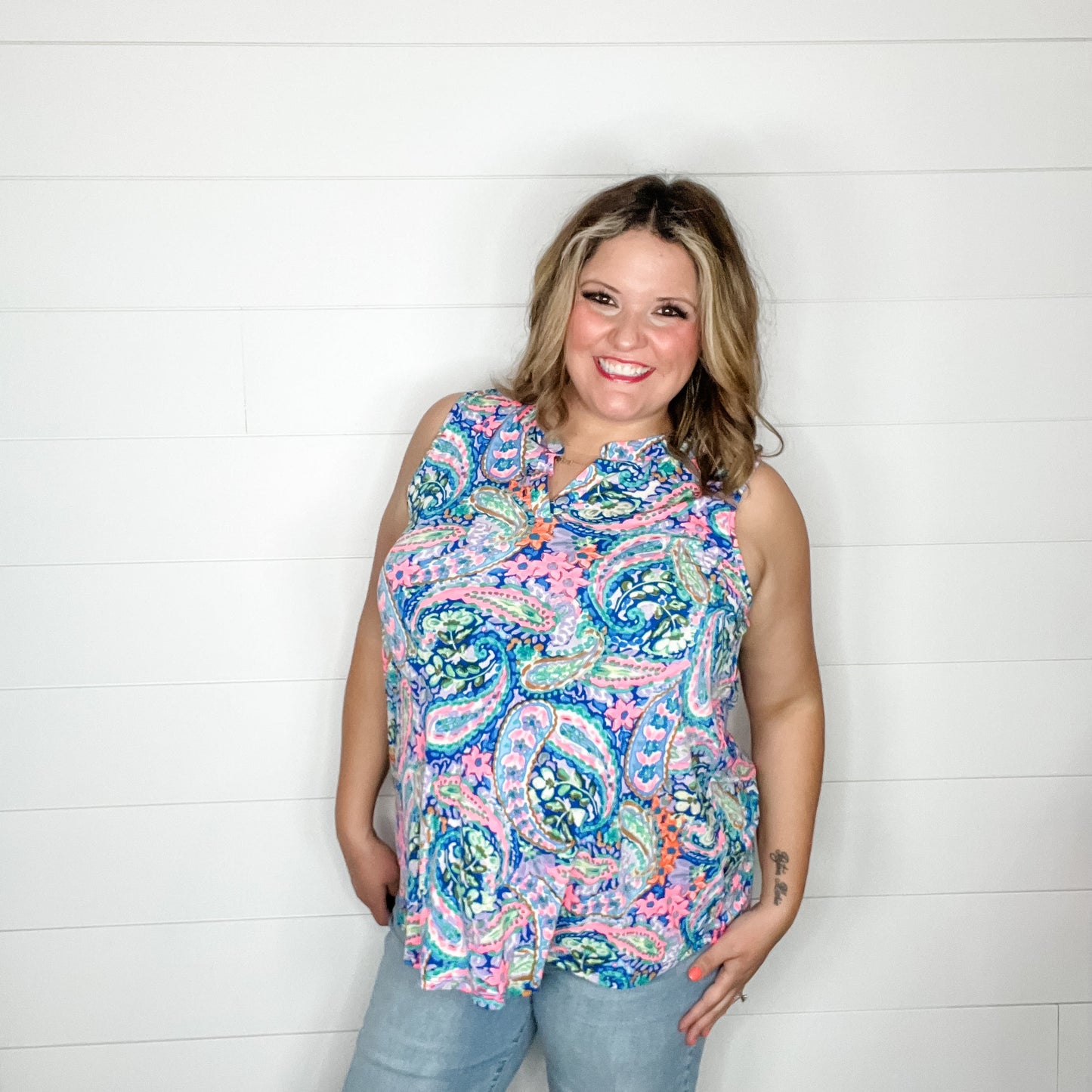"Patterson" Sleeveless Split Neck