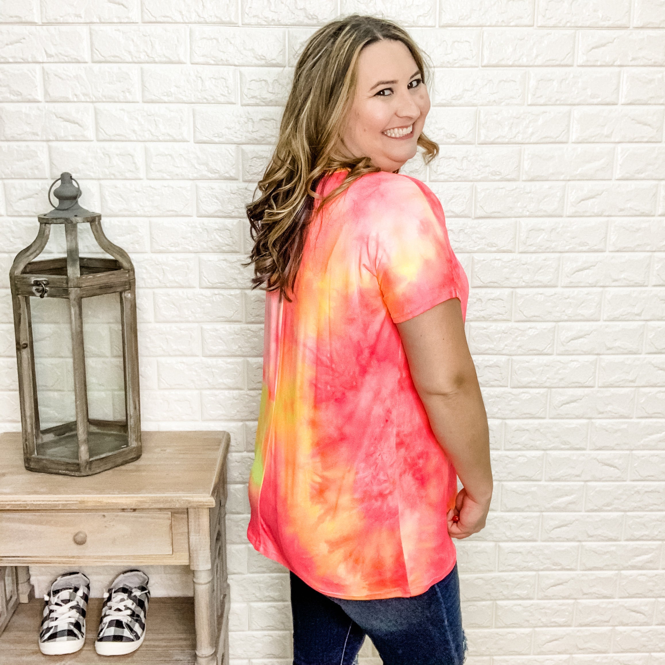 "Peachy Keen" Tie Dye Round Neck Tee-Lola Monroe Boutique