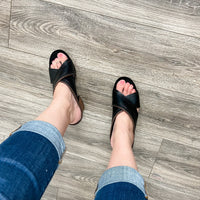 "Morgen" Criss Cross Design Slip On Block Heel Sandals (Black)-Lola Monroe Boutique