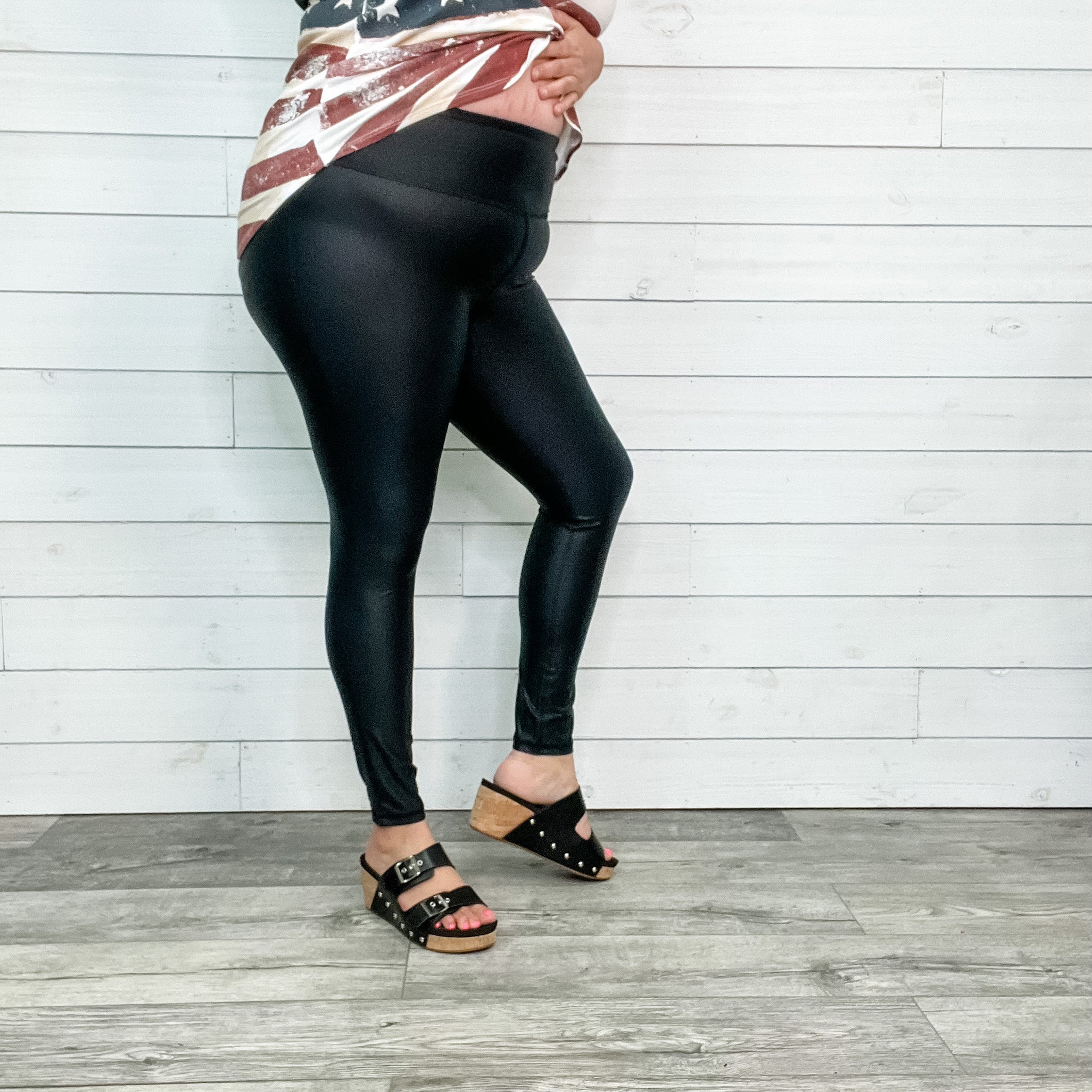 Pop That Booty Pebble Leggings-Lola Monroe Boutique