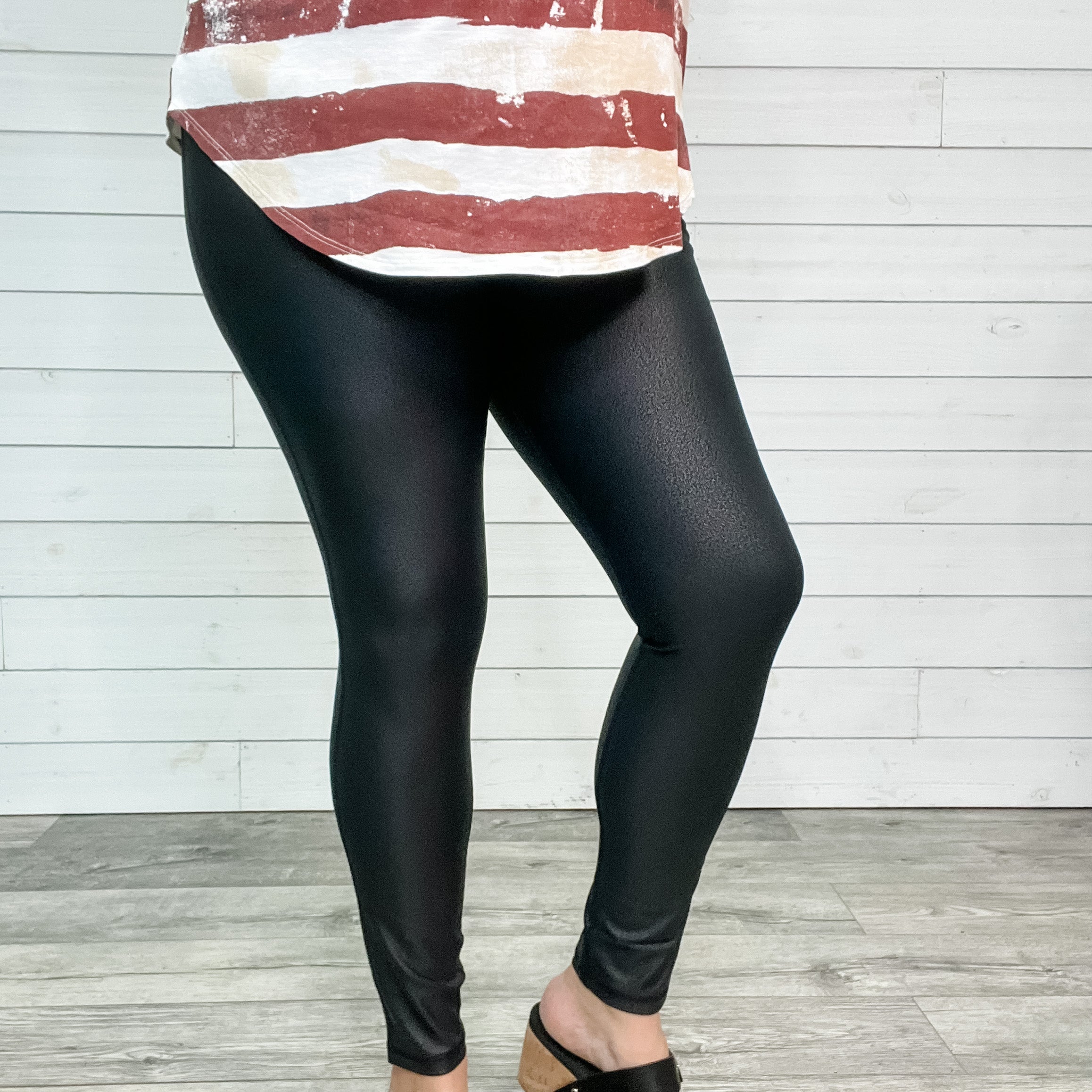 Pop That Booty Pebble Leggings-Lola Monroe Boutique