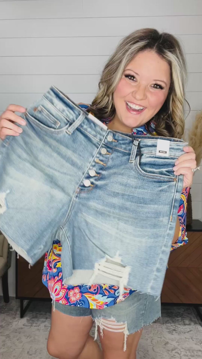 Judy Blue "She Pretty" Button fly Destroyed Shorts