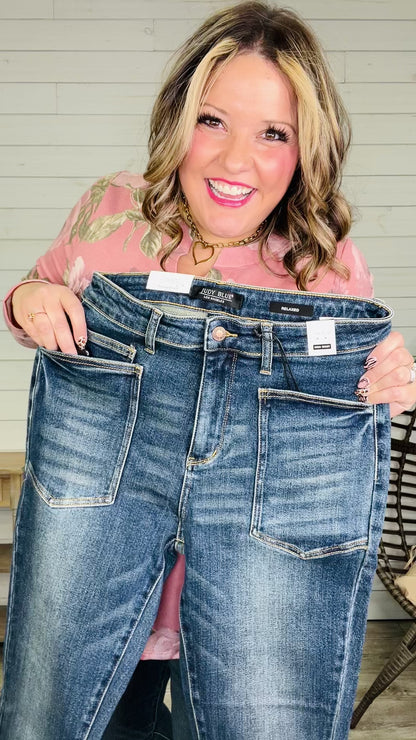 Judy Blue "Deep Thoughts" Relaxed Fit Deep Pockets