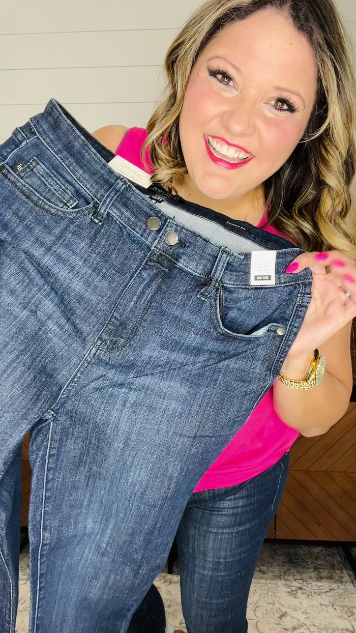 Judy Blue "Adjustment Period" 2 Button Skinny Jean