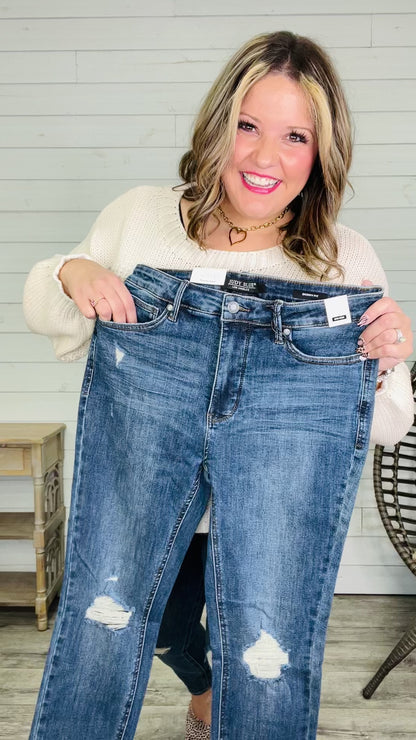 Judy Blue "Middle Man" Mid Rise Tummy Control Jeans