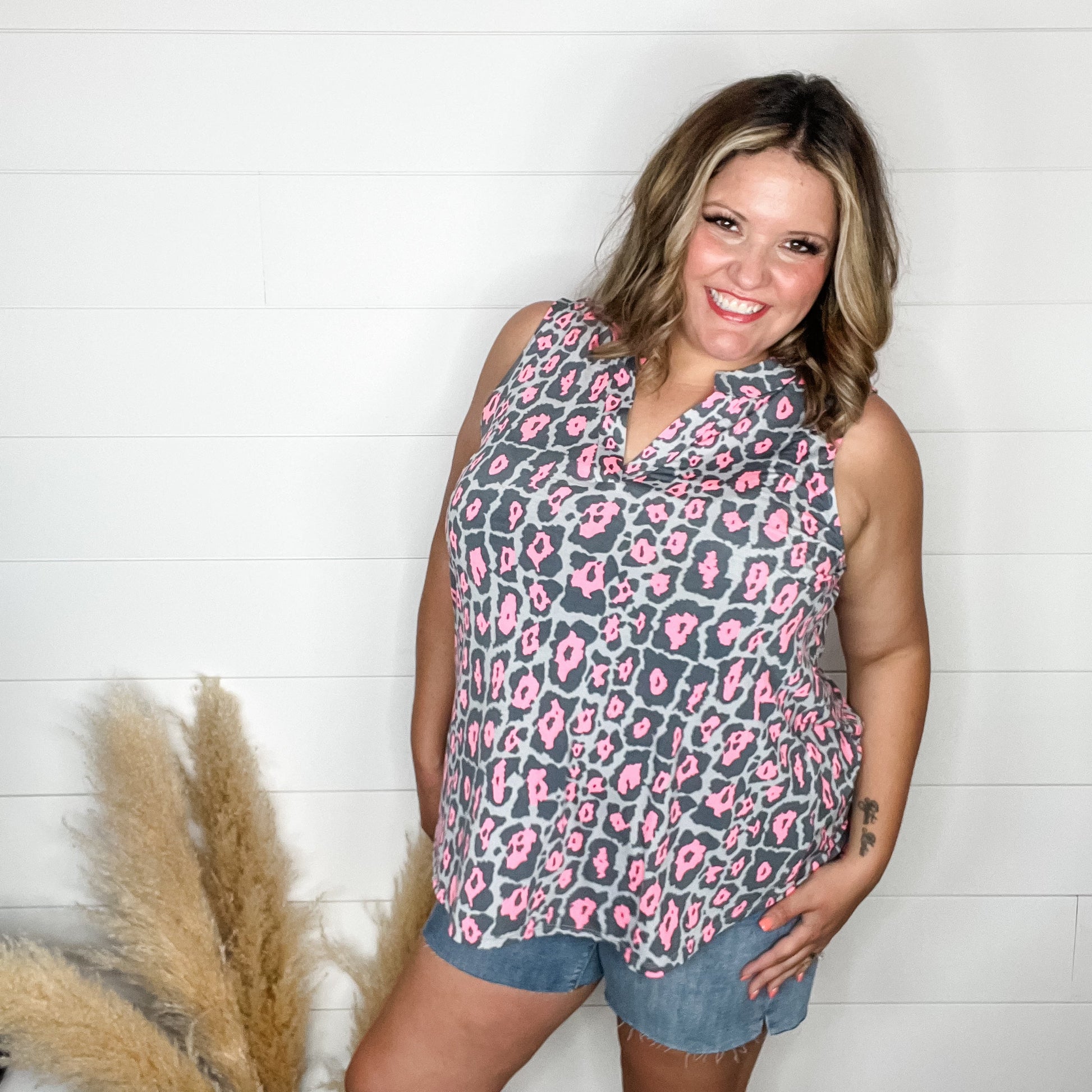"Ramsey" Sleeveless Lizzy