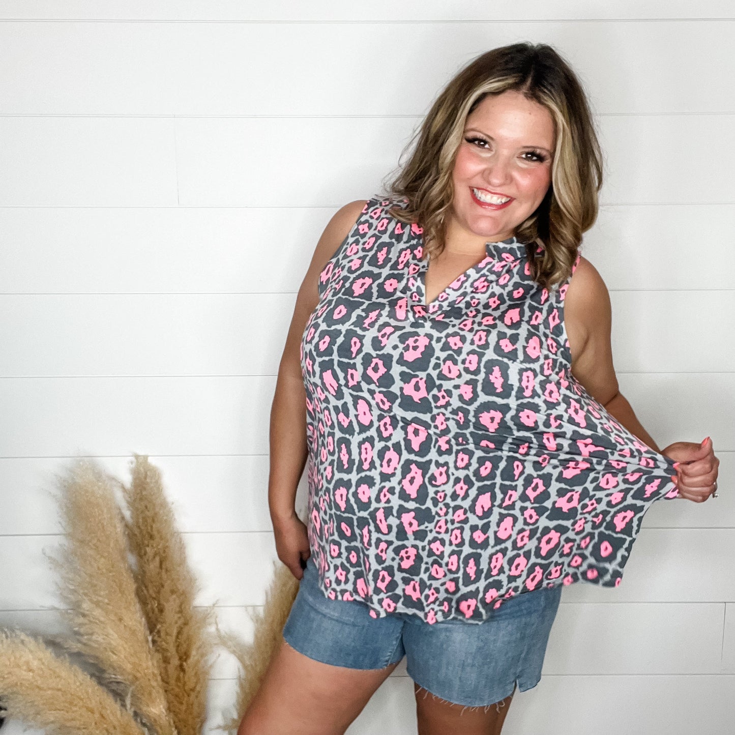 "Ramsey" Sleeveless Lizzy