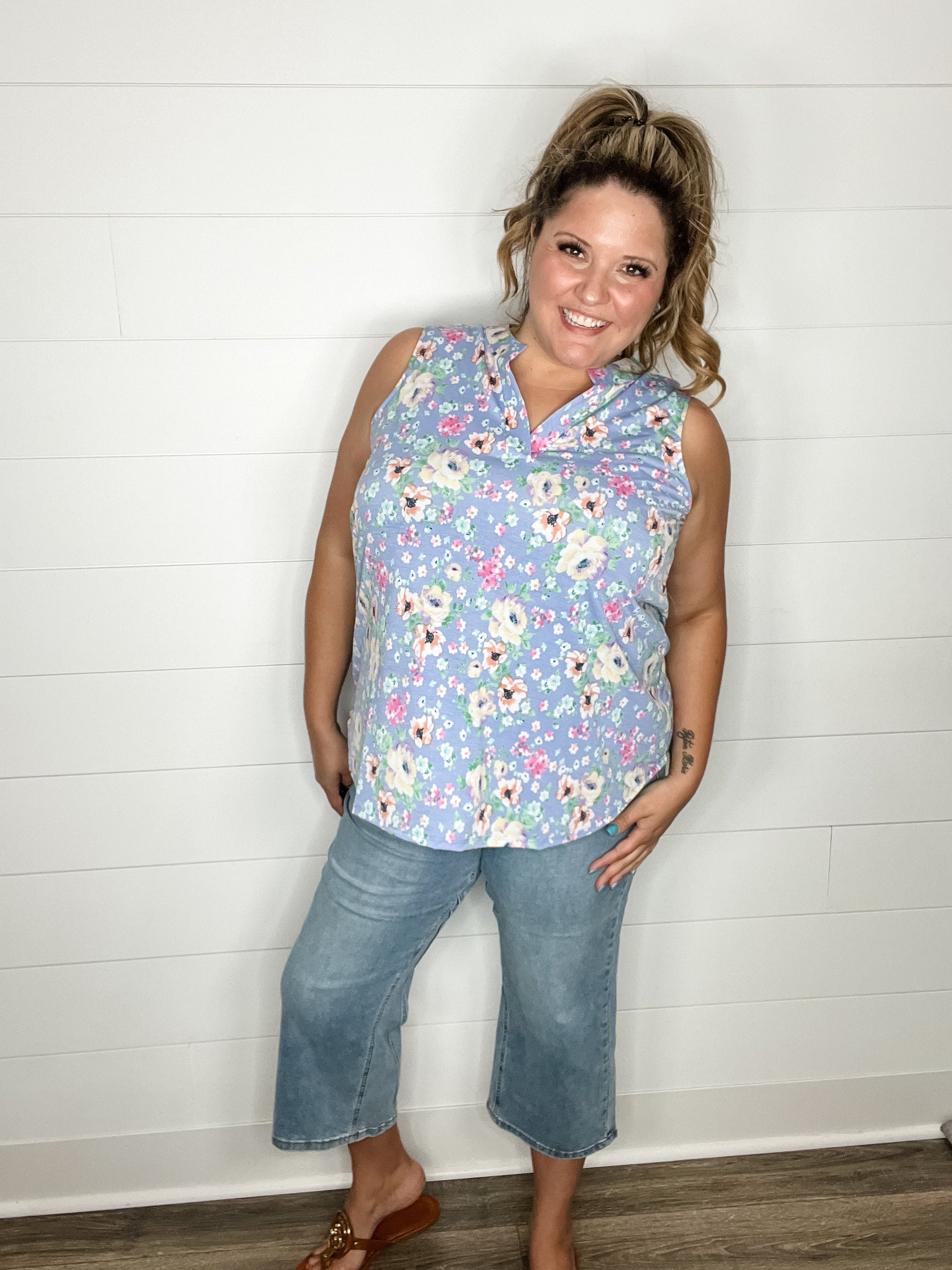 "Reece" Sleeveless Lizzy