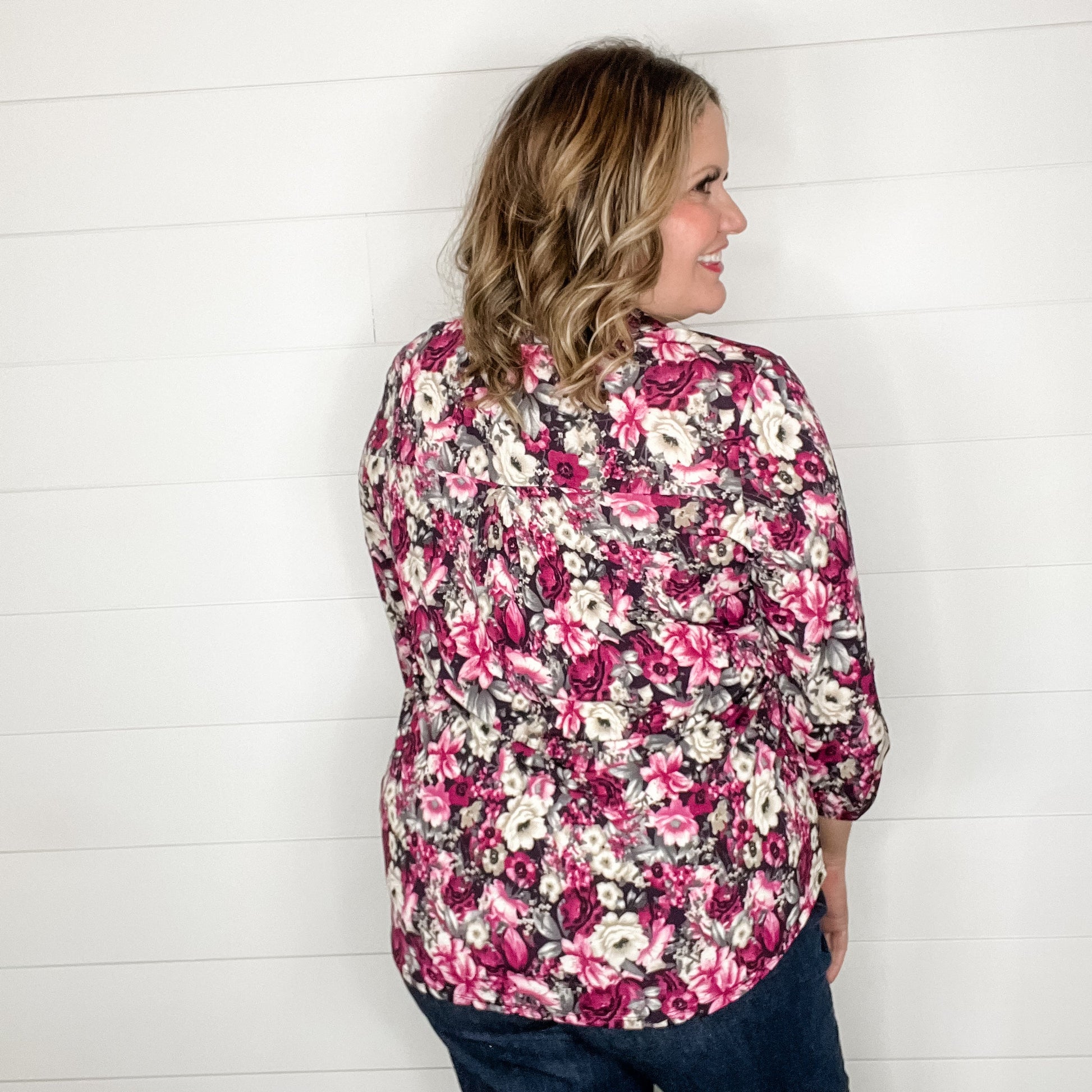 "Reynolds" Floral Lizzy 3/4 Sleeve Split Neck