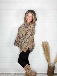 "Rianne" Animal Print V Neck Weekender