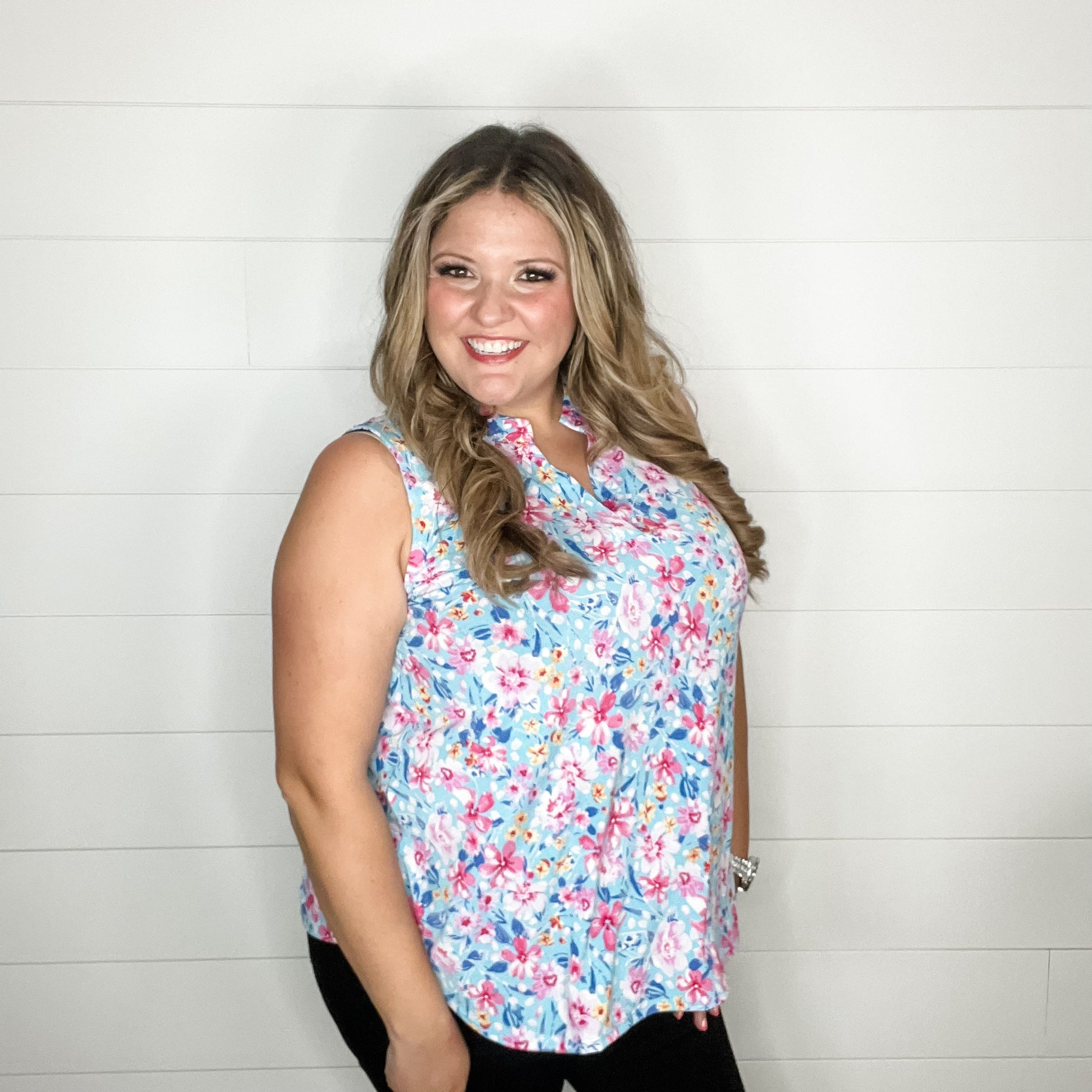 "Skyline" Sleeveless Lizzy
