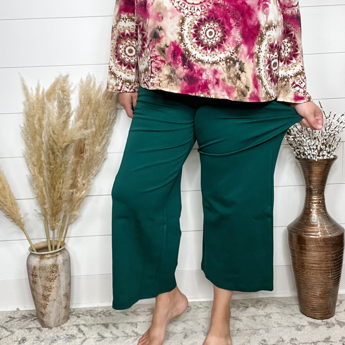 "Slight of Hand" Pull On Wide Leg Crop Trousers (Hunter Green)-Lola Monroe Boutique