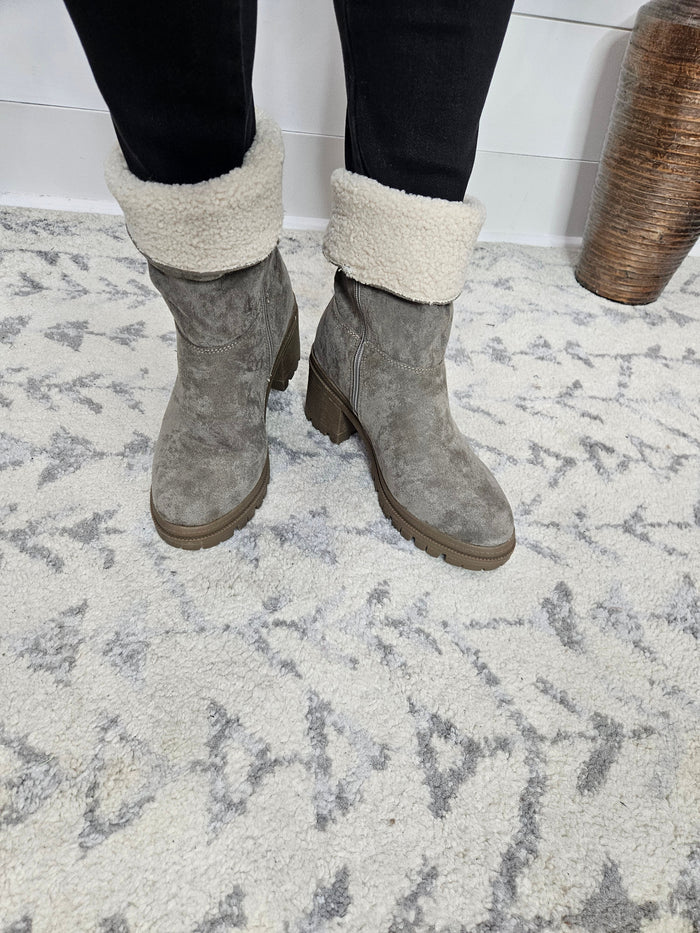 "Snuggy" Faux Suede with Sherpa Cuff Side Zip Boots (Grey)-Lola Monroe Boutique