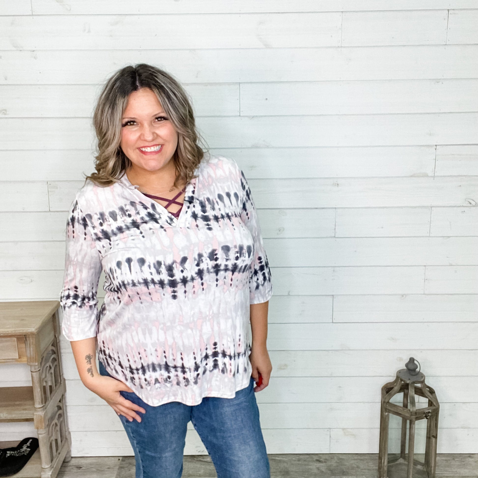 "Steffy" Lizzy 3/4 Sleeve Split Neck