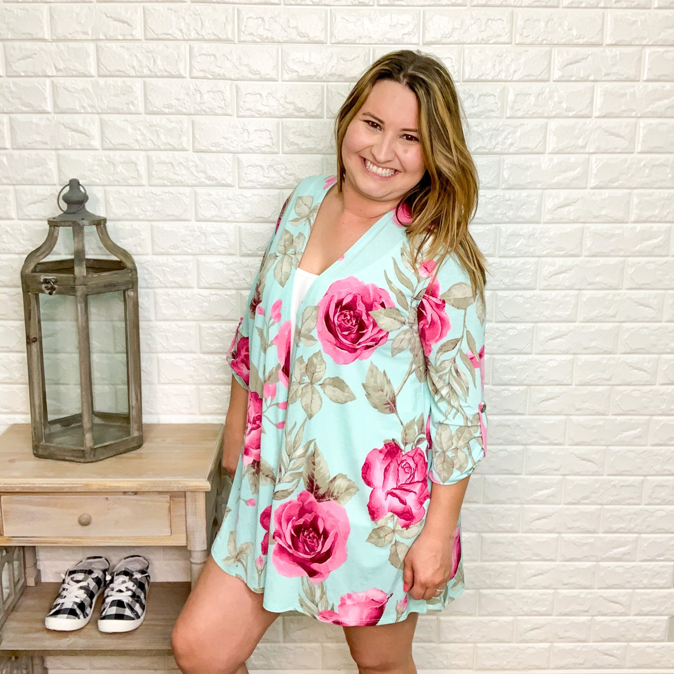 "Taylor" Floral 3/4 Sleeve Kimono-Lola Monroe Boutique