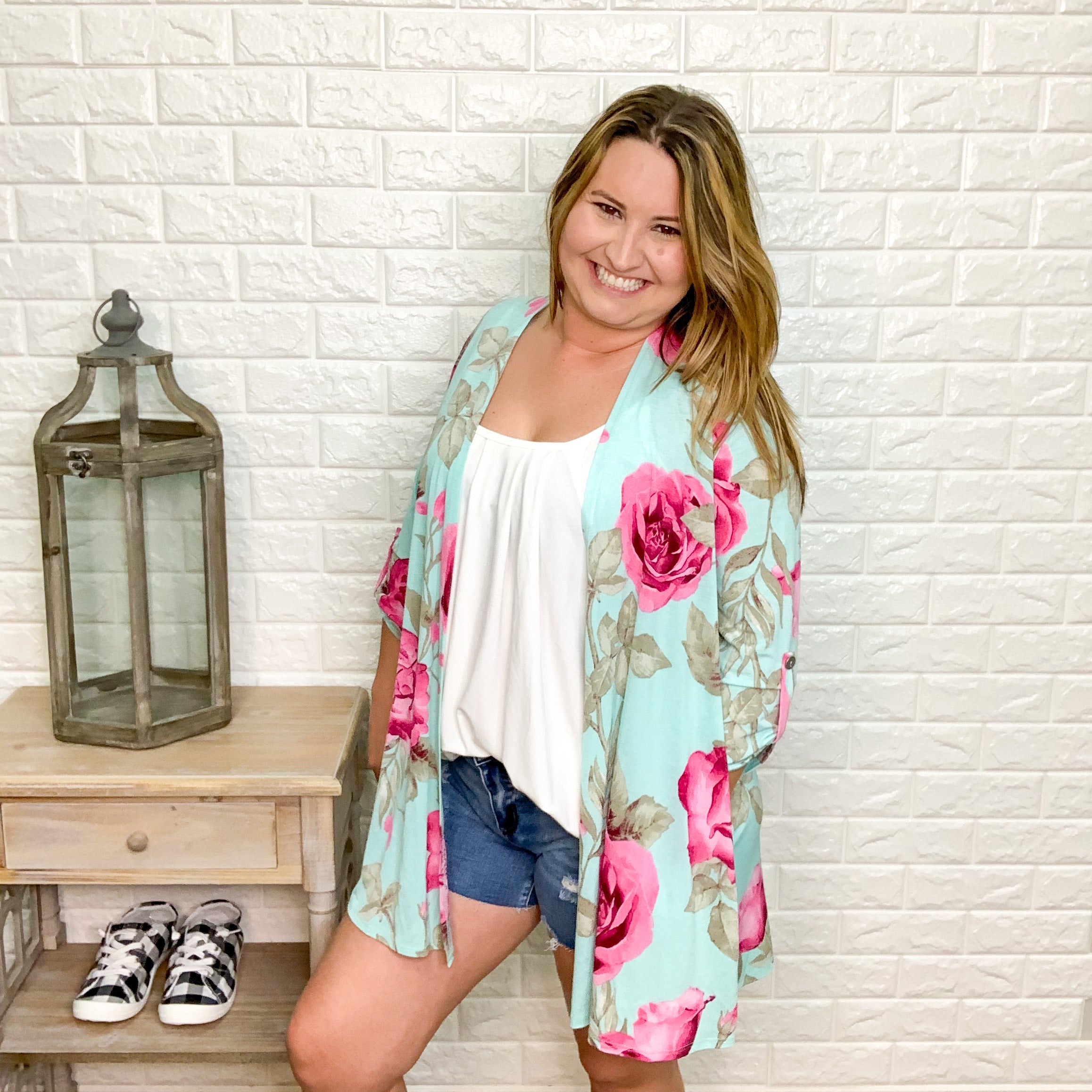 "Taylor" Floral 3/4 Sleeve Kimono-Lola Monroe Boutique