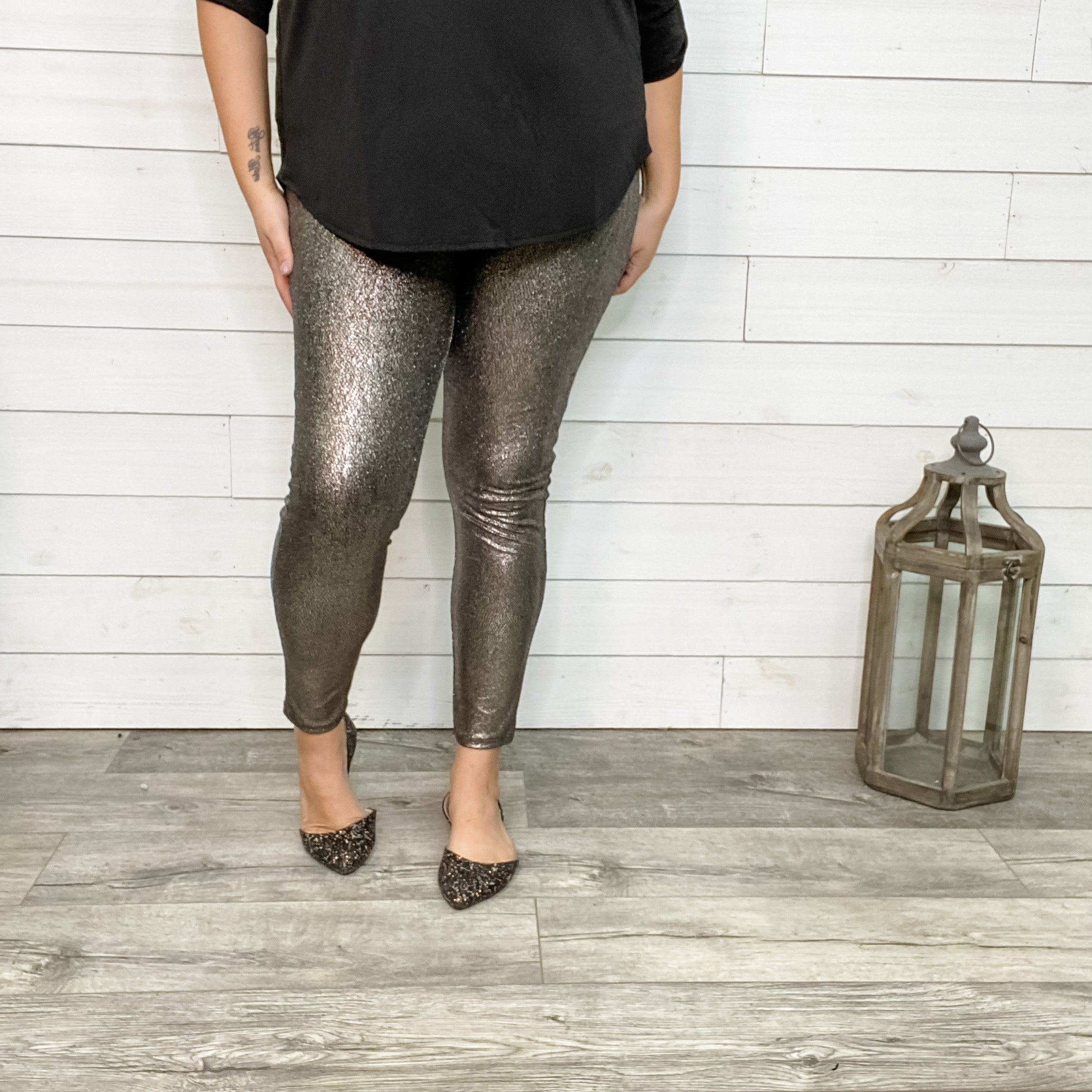 Textured Sparkle Hi Waisted Leggings (Black or Silver)-Lola Monroe Boutique