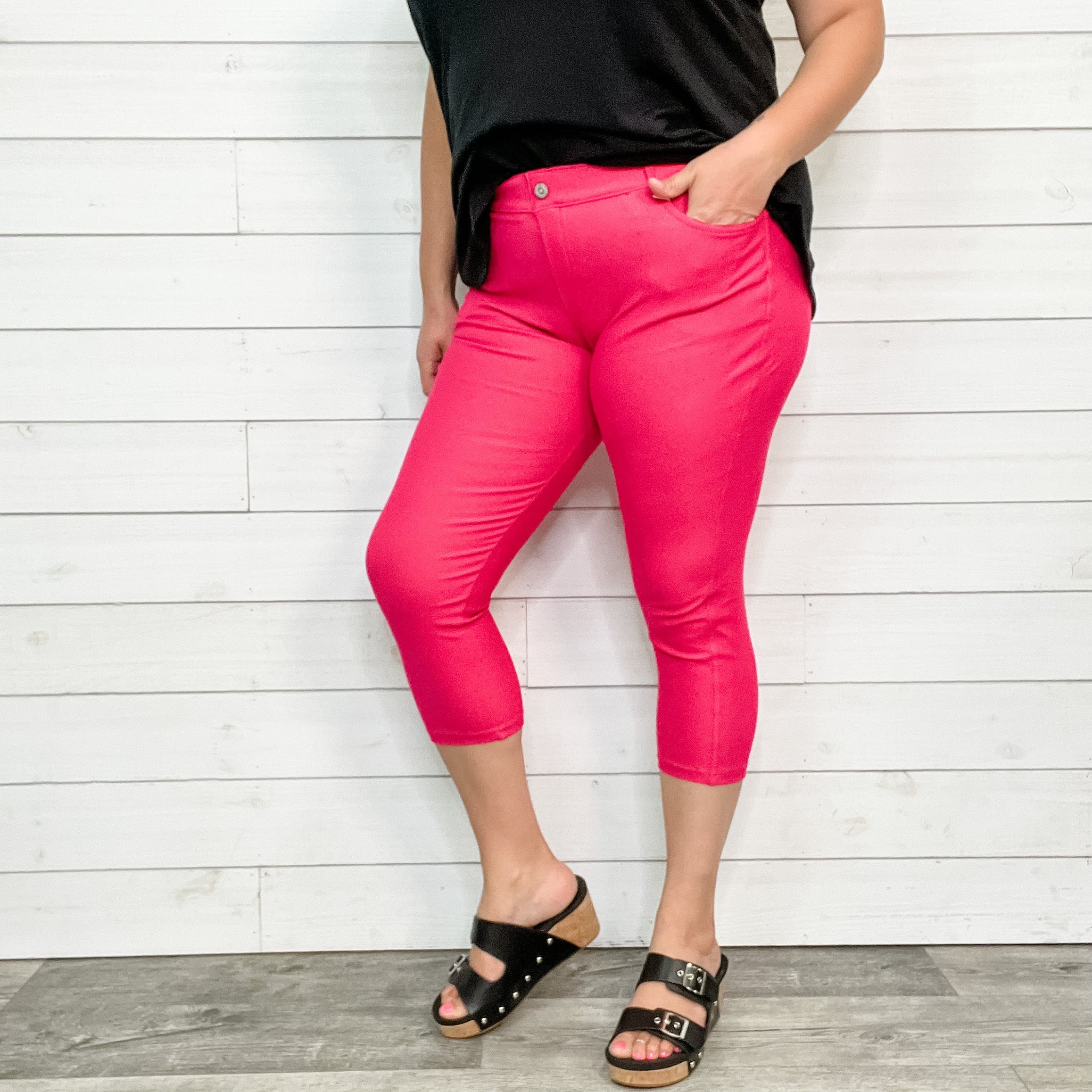 Trouser that Feel Like Jeggings Capris (Fuchsia)-Lola Monroe Boutique