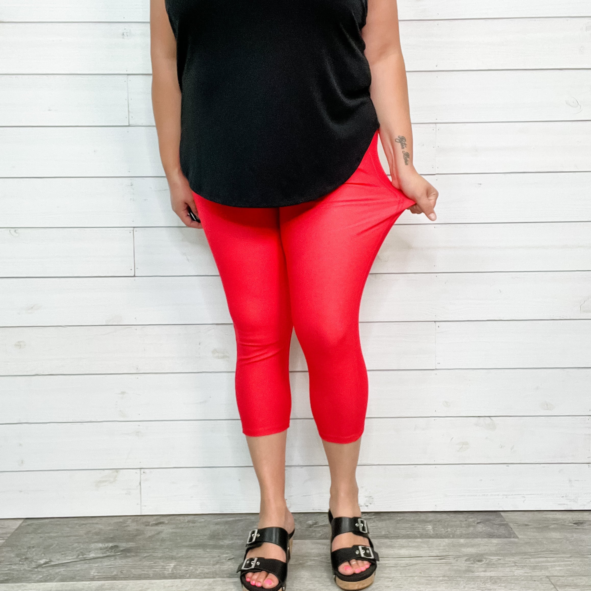 Trouser that Feel Like Jeggings Capris (Red)-Lola Monroe Boutique