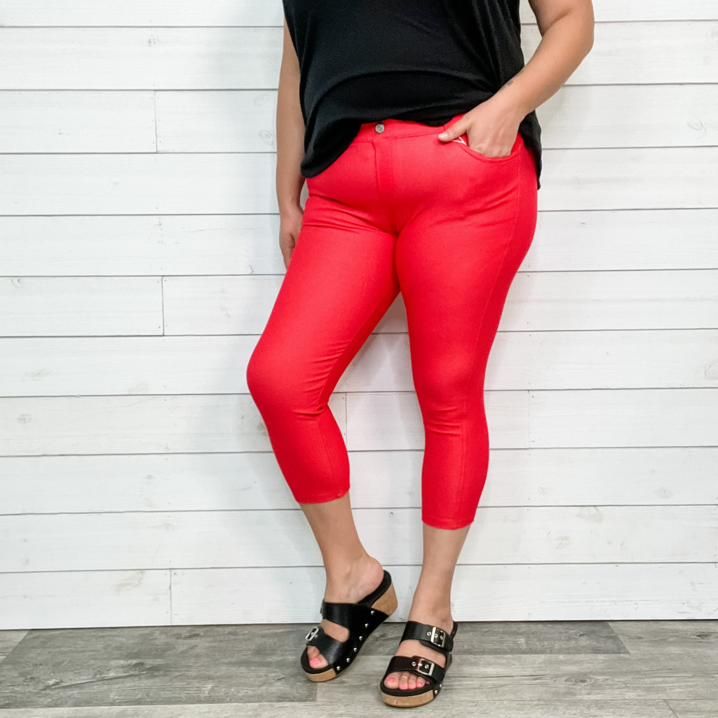 Trouser that Feel Like Jeggings Capris (Red)-Lola Monroe Boutique