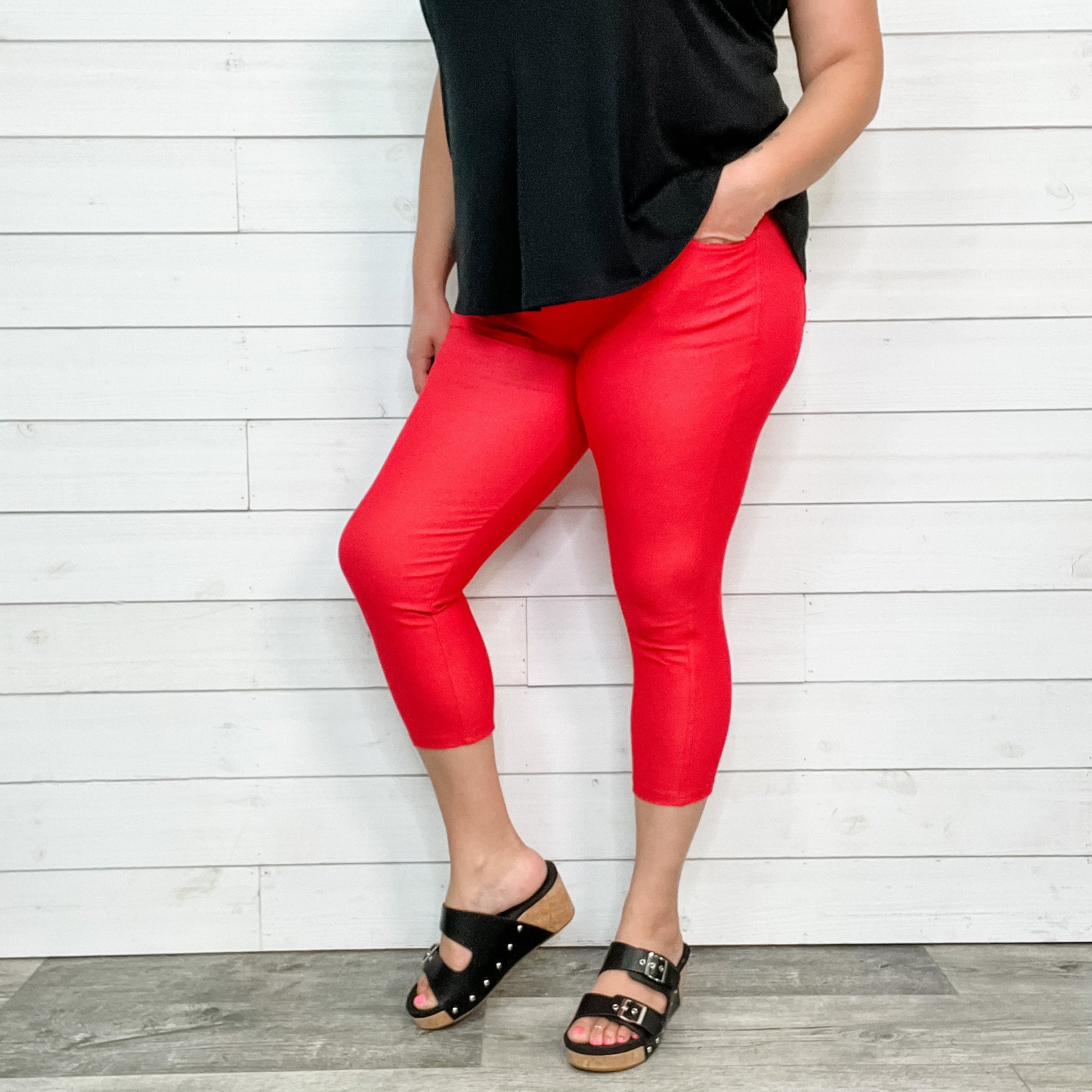 Trouser that Feel Like Jeggings Capris (Red)