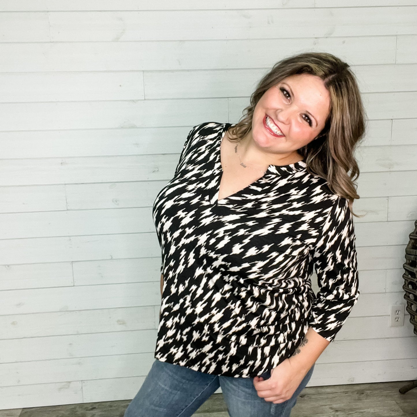 "Voltage" 3/4 Sleeve Split Neck Top