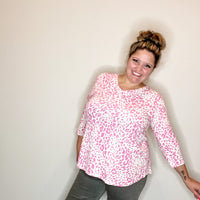 "Without A Doubt" 3/4 Sleeve Animal Print V Neck-Lola Monroe Boutique