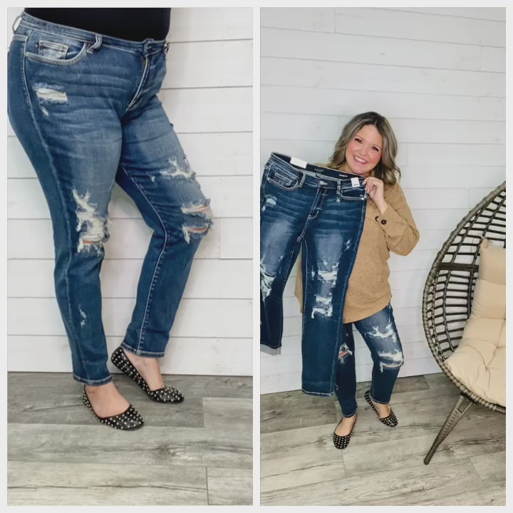 Judy Blue "Welcome to the Party" Boyfriend Jeans