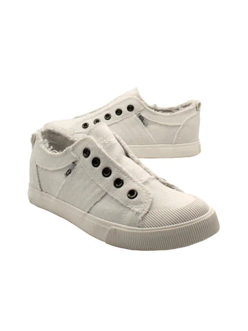 "Creola" Sneaker By Sbicca (Ivory)