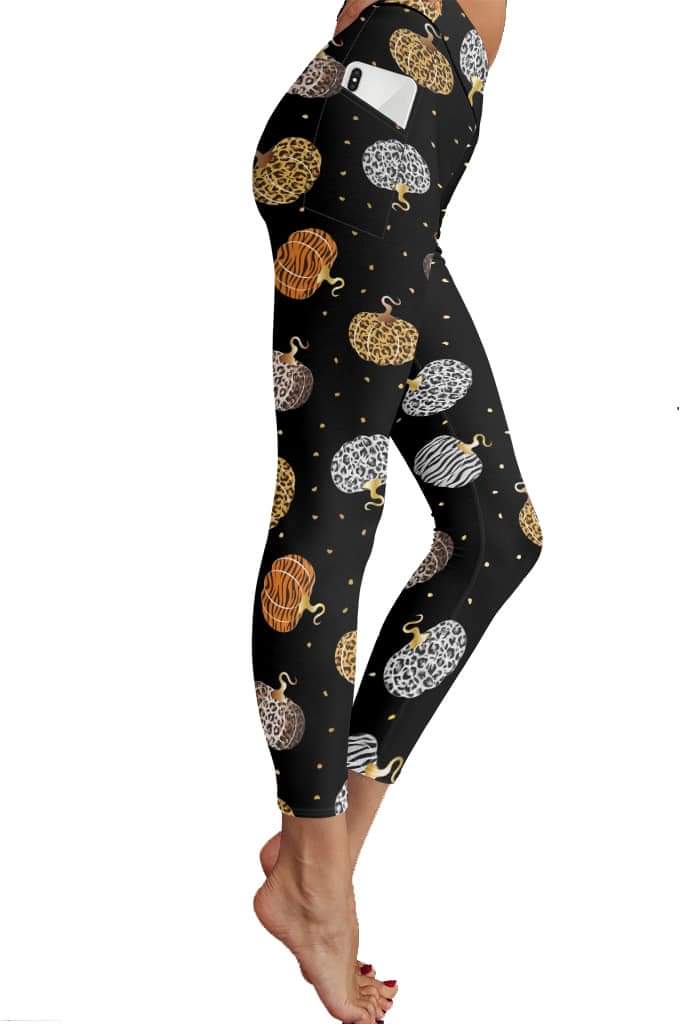 Moon Stars Skinny Leggings for Women, Black Gold Printed Yoga Pants Cute  Print Graphic Workout Running Gym Fun Designer Tights Gift Her -  Canada