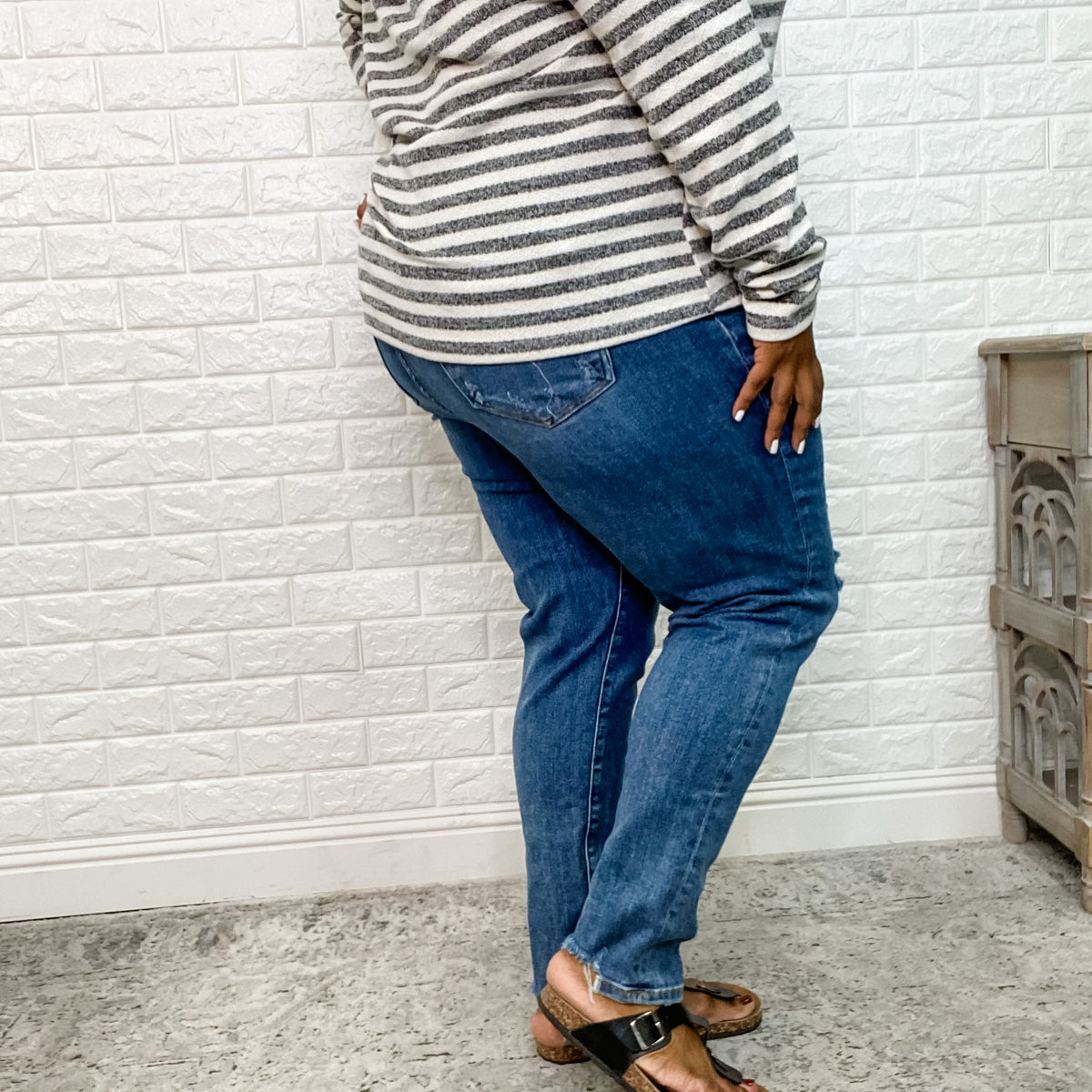 Judy Blue Bye Bye Bye Tummy Control Skinny Jeans – Lola Monroe