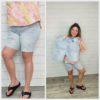 Judy Blue "Hide It Good" No Chub Rub Bermuda Shorts