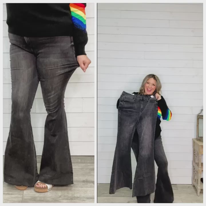 Judy Blue Storm Chaser Black Flares (32 inch inseam)