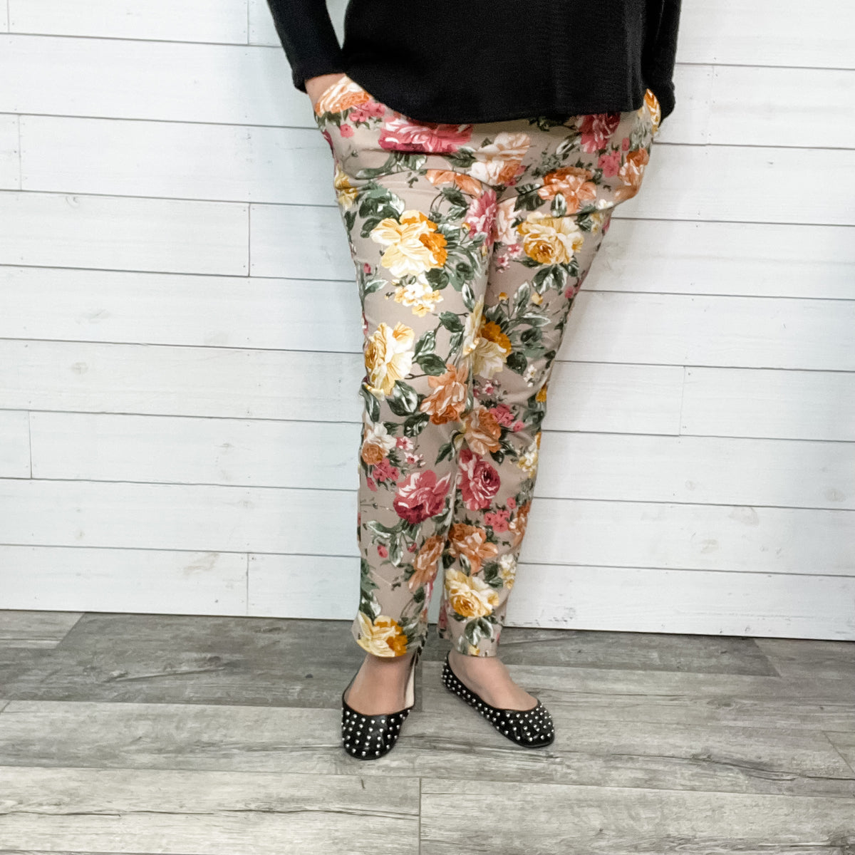 Floral Straight Leg Pant with Pockets – Lola Monroe Boutique