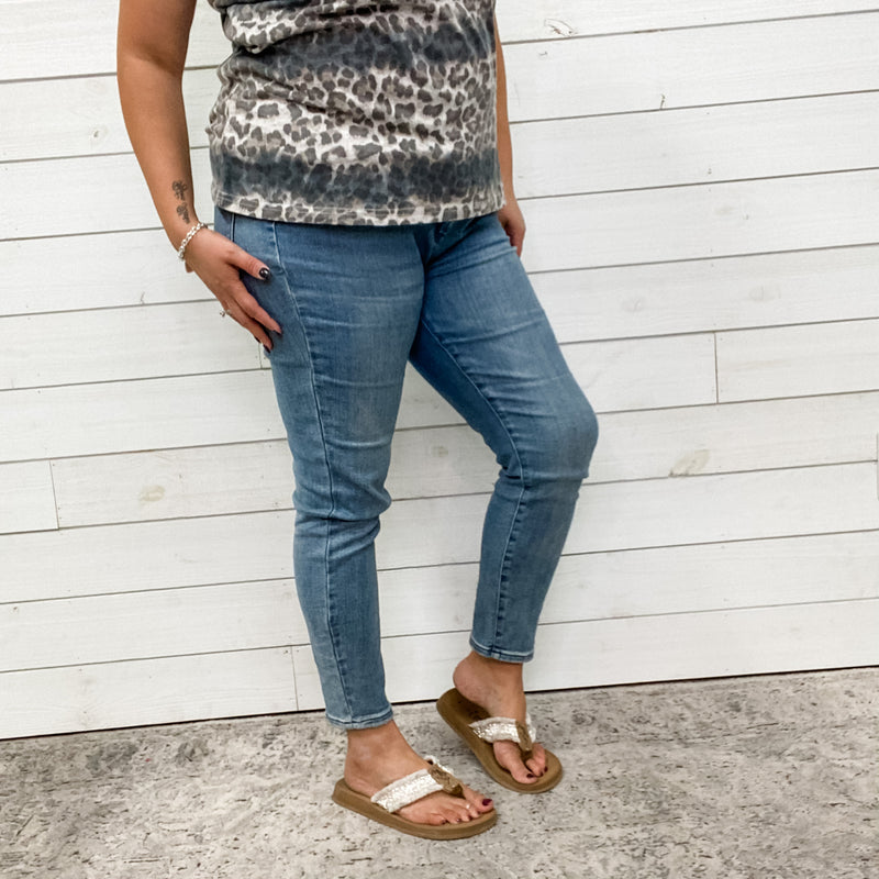Judy Blue "Not So Old School" Relaxed Skinny fit