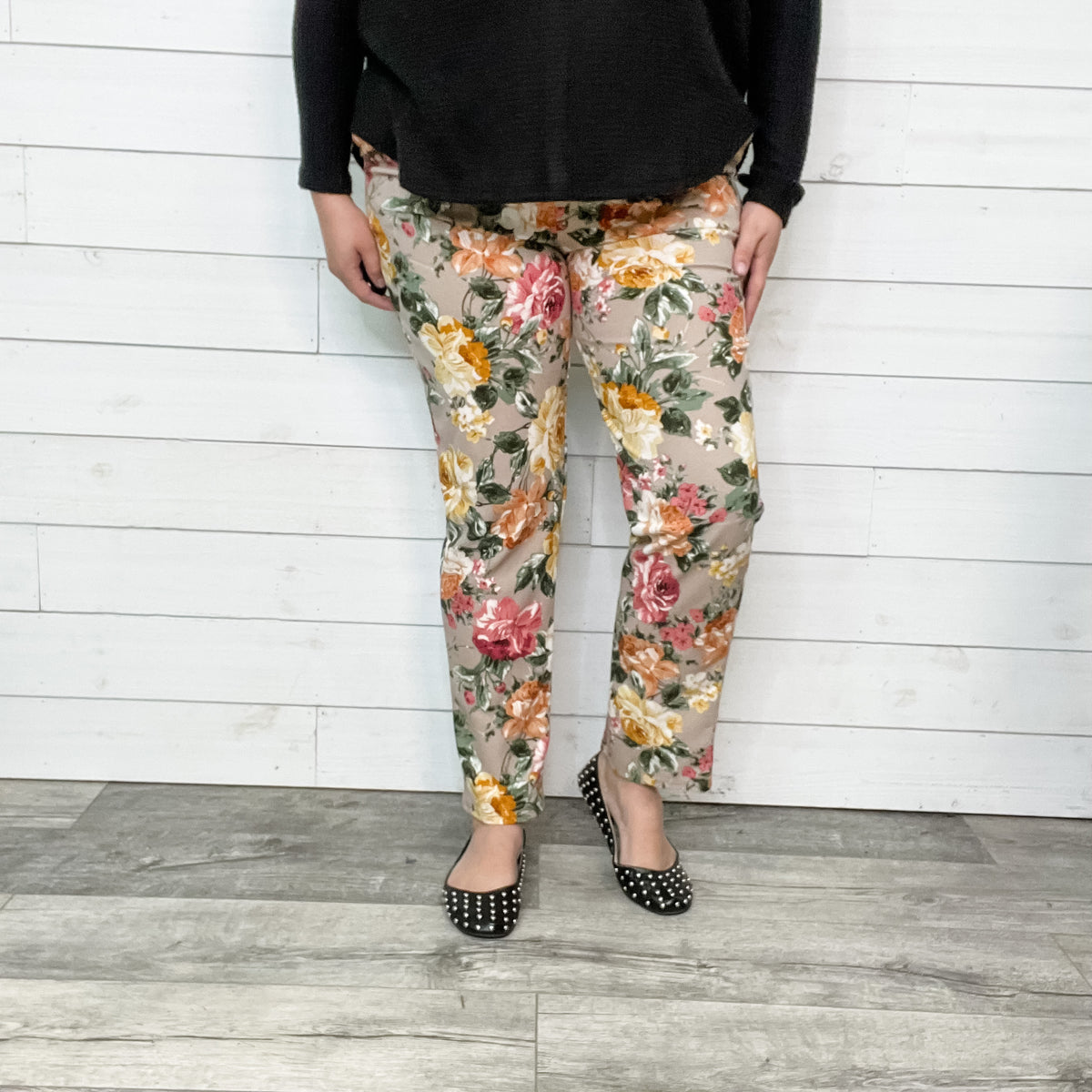 Floral Straight Leg Pant with Pockets