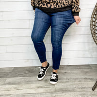 Judy Blue "Walk In the Park" Non-Distressed Mid Rise Skinnies