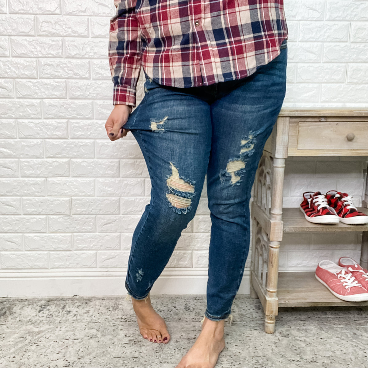 Judy Blue "Rub Some Dirt On It" Relaxed Fit Jeans