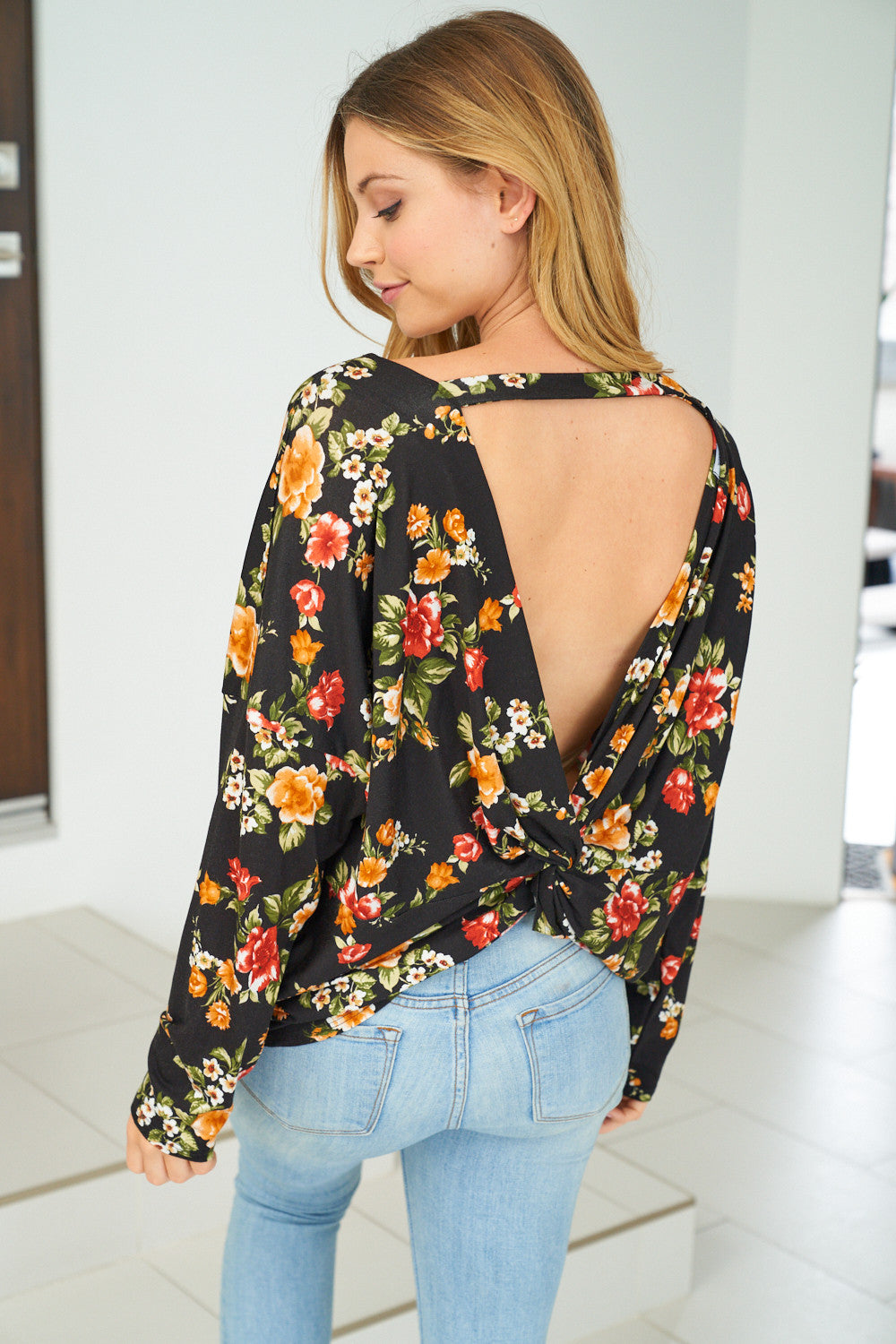 "Falling In Love" Floral Long Sleeve Top-Lola Monroe Boutique